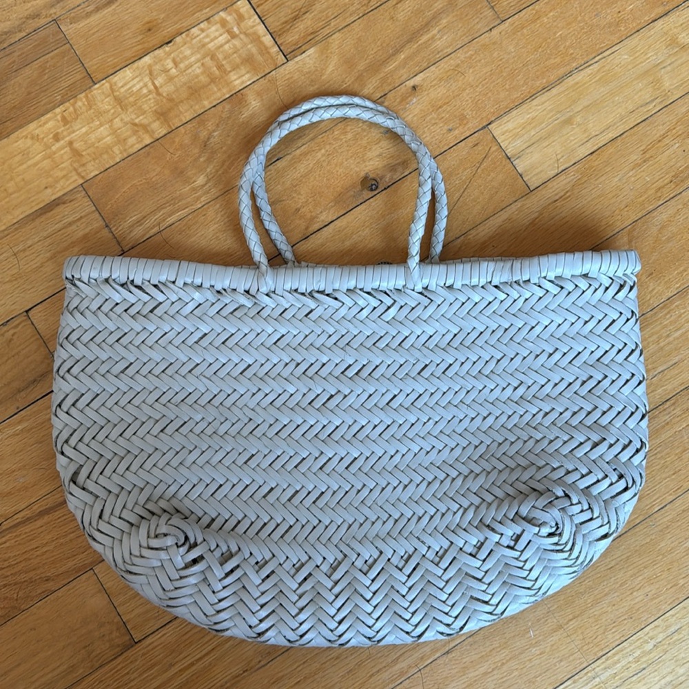 Dragon Diffusion triple jump small in ivory like new